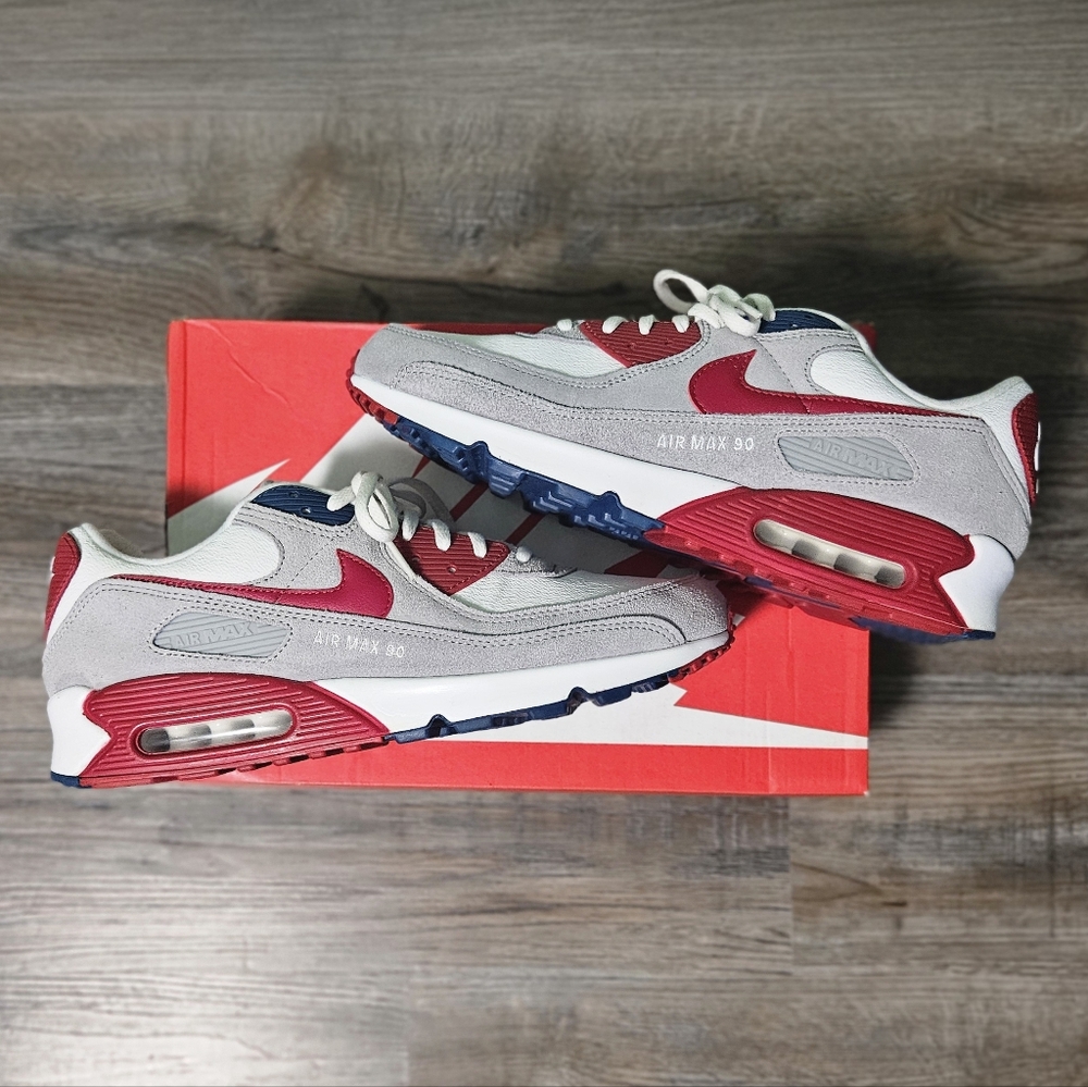 Nike Air Max 90 Athletic‎ Club Sneakers